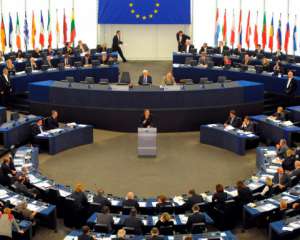 Украинский безвиз не поставили на рассмотрение Европарламента