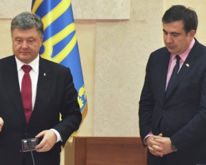 Порошенко прокоментував відставку Саакашвілі