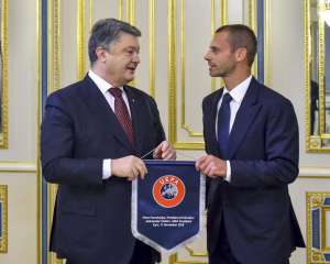 Президент УЄФА зустрівся з Порошенком і висловив позицію щодо Криму