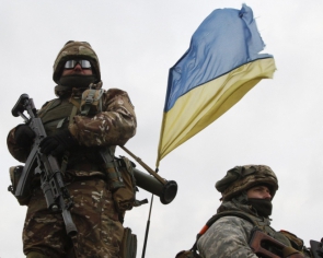 На Донбасі поранили 2 військових