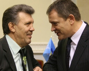 Скандальний закон Ківалова-Колесніченка розглядають судді-друзі Януковича