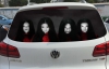 Китайские водители приклеивают на стекло лица из фильмов ужаса