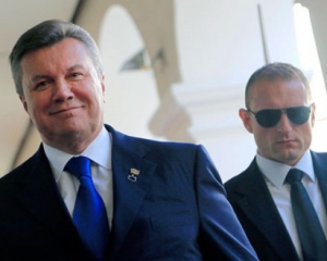 Защита Януковича хочет провести очную ставку с Порошенко