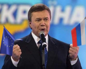 Янукович заплутався у відповіді про асоціацію з ЄС