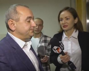 &quot;Відстаньте від мене&quot; - Матіос 3 поверхи тікав від питання про захмарні дивіденди