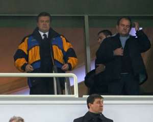Янукович 54 раза звонил Медведчуку