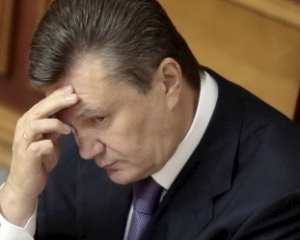 Влада девальвує Революцію гідності та відбілює Януковича - експерт