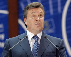 Янукович считает себя действующим президентом Украины