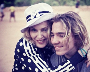 Сын Мадонны признался, как ему живется отдельно от нее