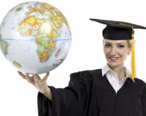 Стало известно, в какие страны больше всего едут учиться украинские студенты