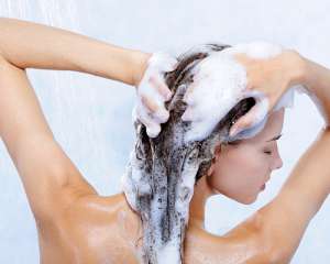 Сильне та здорове волосся: ТОП-6 рецептів домашніх шампунів