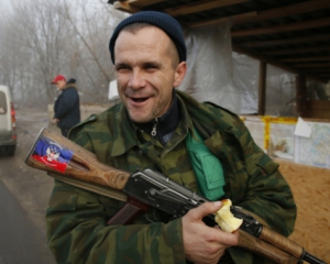 В &quot;армію ДНР&quot; призвали наркоманів, алкоголіків та хворих на СНІД