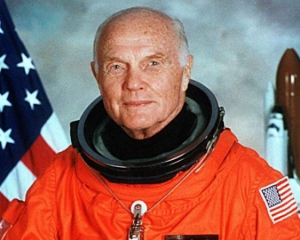 Помер найстаріший у світі астронавт