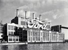 На заводах Генри Форда ввели конвейерное производство