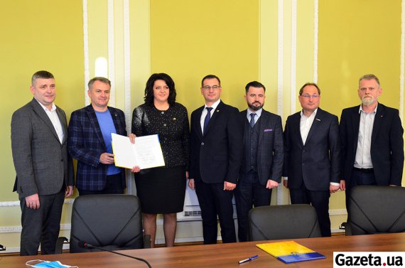 Меморандум подписали «ЕС», «Голос», «Батькивщына», «Украинская Галицкая Партия" и "Народный Рух Украины»