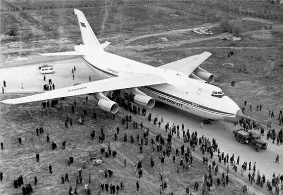 Самолет Ан-124 "Руслан" облетел земной шар, установив 7 мировых рекордов