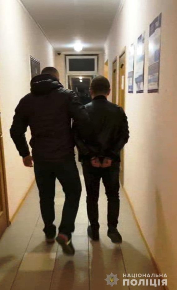 В Одесі 33-річний чоловік отруїв і пограбував знайомих, які запросили його в гості.   Одна людина загинула