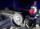 На Хмельниччині перекинувся    Volkswagen Passat В5. Загинули 3 людей. Ще один пасажир залишився неушкодженим