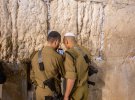 Израильская армия - это возможность поставить всех в равные условия, научить действовать вместе, делать одинаковые вещи и сформировать общую культуру