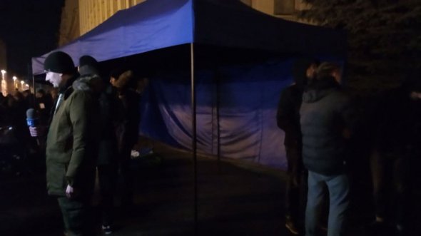 Суспільство показало, що не готове здати українські інтереси