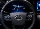 Стартовали продажи водородного автомобиля Toyota Mirai