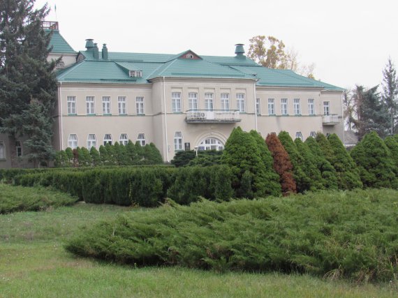 Будинок науки у Млієві