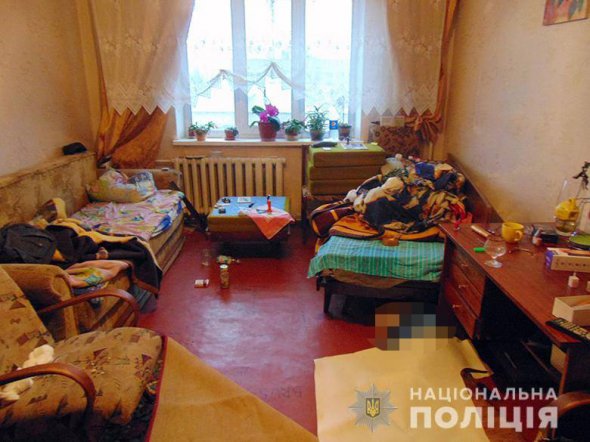 В Киеве задержали 45-летнего мужчину, которого подозревают в убийстве 76-летней матери