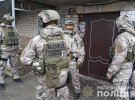 О преступлении и своем месте пребывания сообщил сам пострадавший уже под утро после ночи пыток