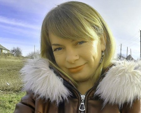 26-річну Нелю Погребіцьку зі Ставів викликали в поліцію в Кагарлик для допиту як свідка у справі про крадіжку. Там побили та зґвалтували