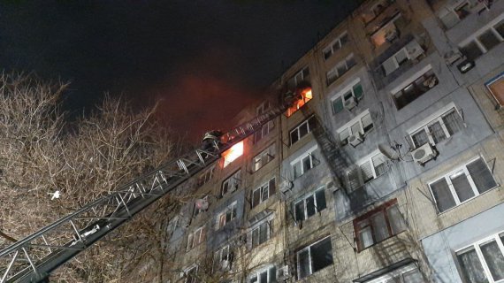 В Кропивницкому в одной из многоэтажек произошел крупный пожар
