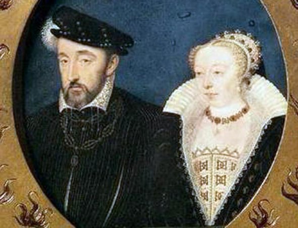 Екатерина Медичи вышла замуж за Генриха ІІ в 14 лет.
