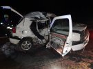 У  Перечинському районі Закарпаття Volkswagen Golf влетів у дерево. Загинули водій і пасажир   27 та 32 років
