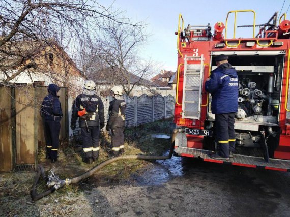 У Запоріжжі згорів приватний будинок.   Загинула  91-річна власниця   та її 86-річна сестра