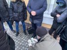 Військовий прокурор брав хабар за непритягнення до відповідальності. Фото: gp.gov.ua