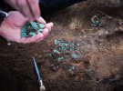 В полі неподалік Будапешту знайшли розбитий плугом горщик із тисячами середньовічних монет