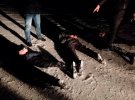На Житомирщині 22-річного чоловіка викрили 3 незнайомців, побили й пограбували. Зловмисників затримали
