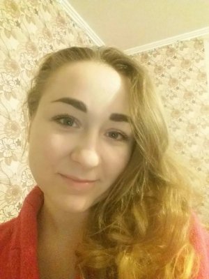 Розлючений чоловік порізав обличчя своїй дружині. Фото: Twitter