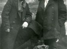 Григорій Верьовка зі старшим братом Петром. Маріуполь, 1917 р.