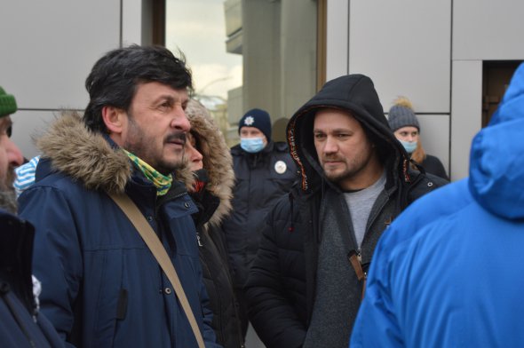 Активісти,волонтери та ветерани були розчаровані рішенням суду