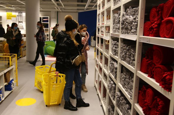 Большинство товаров в украинский магазин будут завозить из Польши