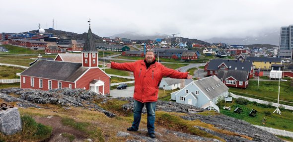 Костянтин Ліорек відвідав Нууку – столицю самоврядної території Гренландія влітку 2019 року. Місто розташоване за 240 кілометрів від Північного полярного кола. З травня по серпень тут триває 24-годинний світловий день