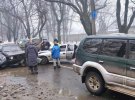 Водія однієї з автівок забрали в лікарню