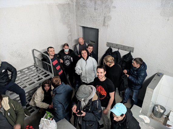Задержанных в Моске держат в антисанитарных условиях.