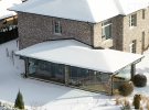 2-поверховий маєток Потапа у Романкові під Києвом. Будинок оформлений на нього
