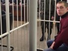 7 лютого 2016-го  у Києві патрульний поліцейський Сергій Олійник під час переслідування BMW застрелив   пасажира цього авто 17-річного Михайла  Медведєва з Боярки на Київщині