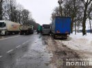 В Винницкой области столкнулись пассажирский автобус международного сообщения, 4 грузовых автомобиля и 2 легковушки
