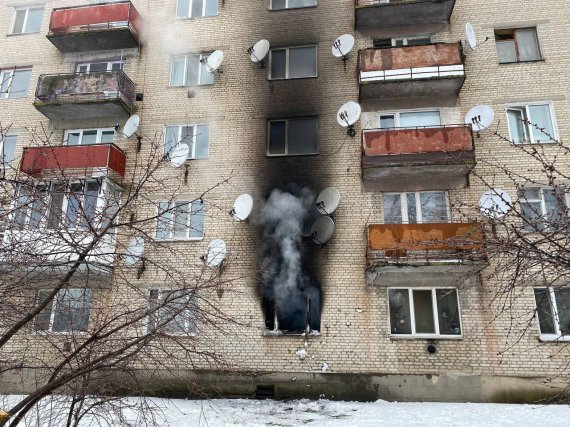 На Вінниччині під час пожежі в квартирі загинули 73-річна жінка та її 8-річна онука