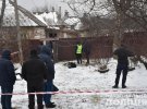 На Луганщине 89-летняя женщина нашла в сарае мешок с кусками человеческого тела. Выяснилось, то ее внук расправился со своим товарищем и хотел скрыть преступление