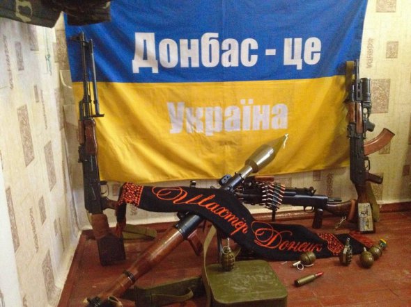 Ультрас Шахтера - это же футбольные хулиганы, но в 2014-м они ушли на фронт добровольцами и нацгвардейцами и воевали за украинскую свободу. Для донецких ультрасов защита Украины стала вопросом чести и достоинства.