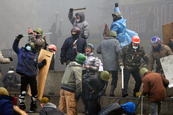 Майданівці продовжують боротьбу 20 лютого 2014 року на майдані Незалежності.